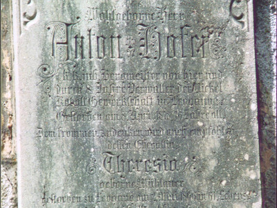 Datei-Vorschaubild - Jöchl_Gedenktafel Hofer-Anton Bergmeister Friedhof Kitzbühel_1873.jpg