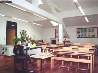 Datei-Vorschaubild - Madreiter-Josef_Klassenzimmer.1_1998.jpg