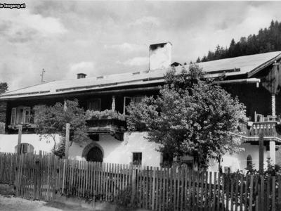 Datei-Vorschaubild - Bergbaumuseum_Forsthaus_1950.jpg
