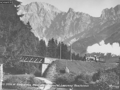 Datei-Vorschaubild - Monopol_Eisenbahnbrücke Rosental Dampflokomotive_1929.jpg