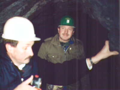 Datei-Vorschaubild - Bergbaumuseum_Besichtigung.7_1993.jpg