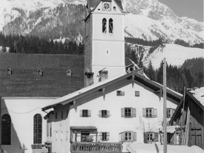 Datei-Vorschaubild - Gruber-Leonhard_Winter Hutter Kirche_1954.jpg