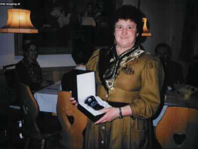 Datei-Vorschaubild - Gemeindeamt-Leogang_Müllauer-Maria Ehrenbecher_1997.jpg