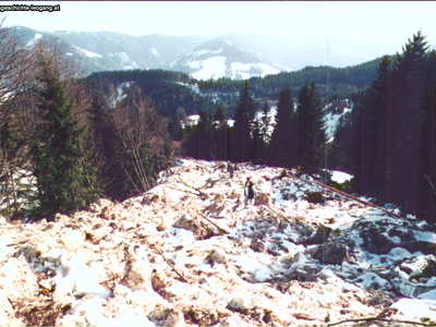 Datei-Vorschaubild - Gemeindeamt_Ullachlawine.1_1999.jpg
