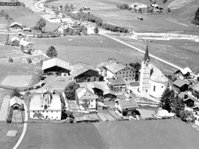 Datei-Vorschaubild - Wejrowsky_Dorf_1938.jpg