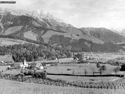 Datei-Vorschaubild - Bergbaumuseum_Dorf Forsthaus Rosental_1932.jpg
