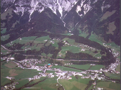 Datei-Vorschaubild - Gemeindeamt_Sonnrain Dorf Rosental Sonnberg Hoch-Leogang_2005.jpg