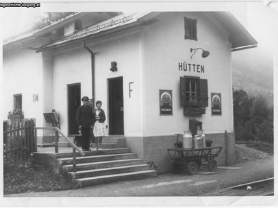 Datei-Vorschaubild - Pichler-Klaus_Haltestelle Wächterhaus-114_1965.jpg
