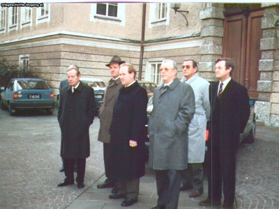 Datei-Vorschaubild - Gemeindeamt-Leogang_Haslauer-Wilfried Eder-Rupert Scheiber-Matthias Schmiedinger-Hans.1_1987.jpg