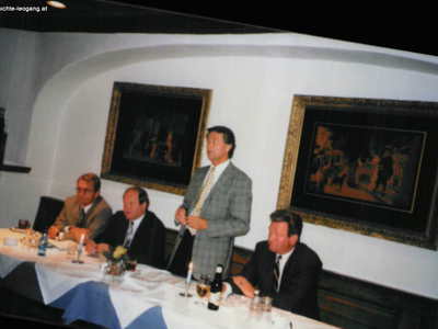 Datei-Vorschaubild - Gemeindeamt_Baudiskussion Burmann Scheiber-Matthias Schäfer Wieser_1997.jpg