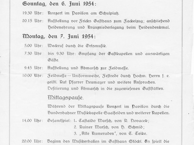 Datei-Vorschaubild - Schulchronik_Bergmannstracht Programm.2_1954.jpg