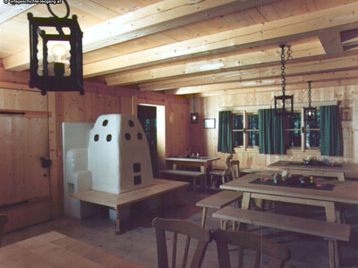 Datei-Vorschaubild - Bergbaumuseum_Gaststube.3_1989.jpg