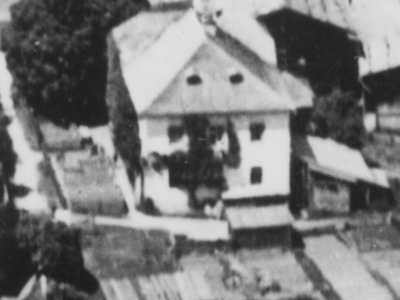 Datei-Vorschaubild - Wejrowsky_Detail Schulhaus-Alt erbaut-1786_1938.jpg