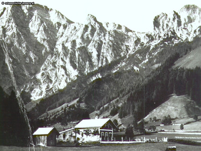 Datei-Vorschaubild - Bergbaumuseum_Ullach_1950.jpg