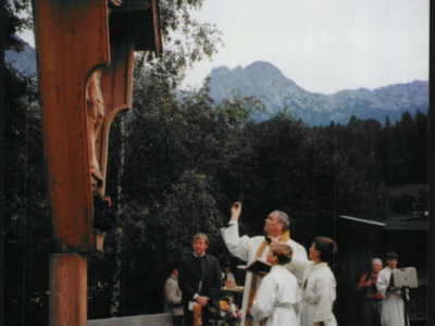 Datei-Vorschaubild - Bergbaumuseum_Weihe Commandeur-Piet.2_1990.jpg