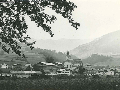 Datei-Vorschaubild - Schachermayer-Dominik_Dorf.2_1960.jpg