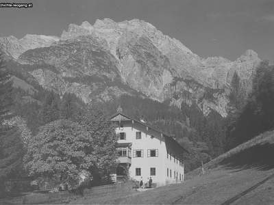 Datei-Vorschaubild - Keler-Robert_Badhaus.3_1930.jpg