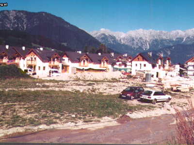 Datei-Vorschaubild - Gemeindeamt_Reihenhäuser.2_1997.jpg