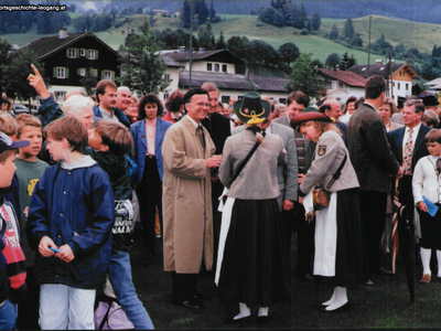 Datei-Vorschaubild - Bergbaumuseum_Schnaps Gasteiger-Arno_1996.jpg