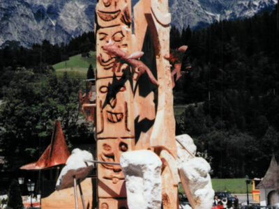 Datei-Vorschaubild - LeogangerKinderKultur_Skulptur_1998.jpg