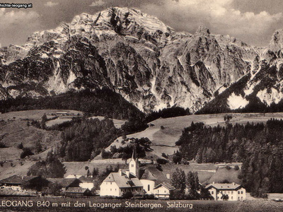 Datei-Vorschaubild - Bergbaumuseum_Dorf Kirchenwirt Pfarrhof Schwaiger Schule Sonnberg_1935.jpg