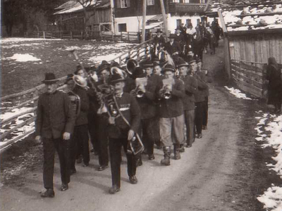 Datei-Vorschaubild - Musikkapelle_Rosental_1948.jpg
