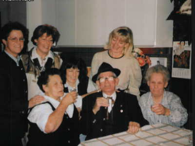Datei-Vorschaubild - Gemeindeamt-Leogang_Dickenbauer.2_1996.jpg