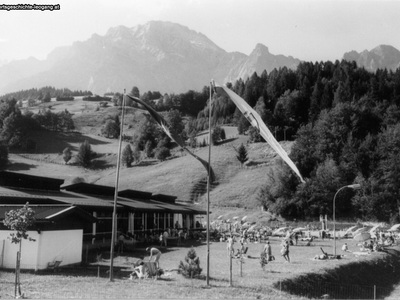 Datei-Vorschaubild - Steidl-Albert_Kabinengebäude.3_1968.jpg