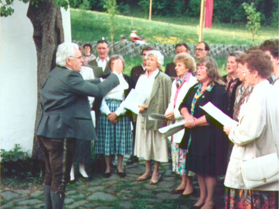 Datei-Vorschaubild - Mayer-Werner Kirchenchor_1993.jpg