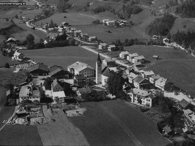 Datei-Vorschaubild - Gemeindeamt_Dorf Mayrhofer-Baugrube Streitberger-Baugrube Spital_1959.jpg