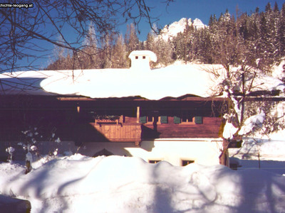 Datei-Vorschaubild - Bergbaumuseum_Seitenansicht Winter.3_1996.jpg