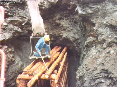 Datei-Vorschaubild - Bergbaumuseum_Einbau.2_1993.jpg