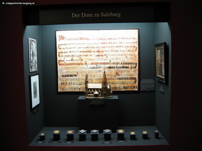 Datei-Vorschaubild - Gotischer-Dom-Salzburg_2013.jpg