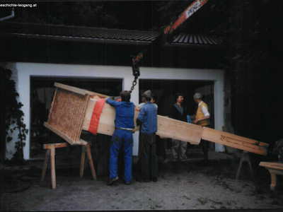 Datei-Vorschaubild - Bergbaumuseum_Kranarbeit.1_1990.jpg
