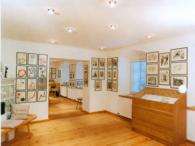 Datei-Vorschaubild - Kubin-Kabinett_Ausstellung Malerbücher.1_2003.jpg