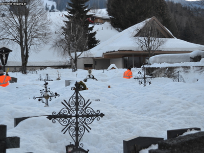 Datei-Vorschaubild - Gemeindeamt_Friedhof Winter-2013.jpg