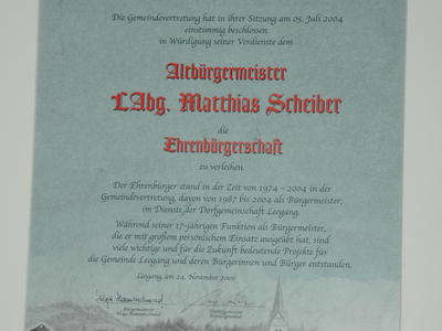 Datei-Vorschaubild - Gemeindeamt_Urkunde Scheiber-Matthias_2006.jpg