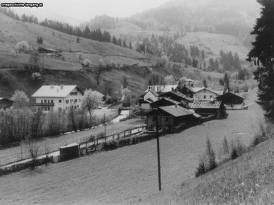 Datei-Vorschaubild - Bayer-Walter_Schulhaus_1958.jpg