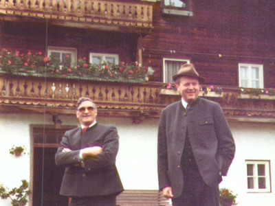 Datei-Vorschaubild - Gemeindeamt_Madreiter-Sebastian Mayr-Melnhof-Friedrich Embachbauer_1983.jpg