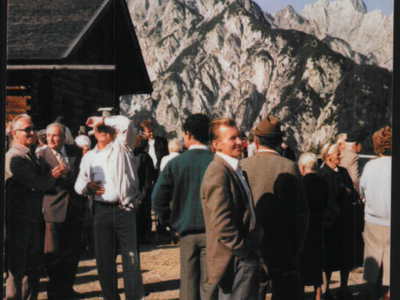 Datei-Vorschaubild - Gemeindeamt_Altentag.2_1988.jpg