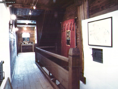 Datei-Vorschaubild - Bergbaumuseum_Stiegenhaus.1_1999.jpg