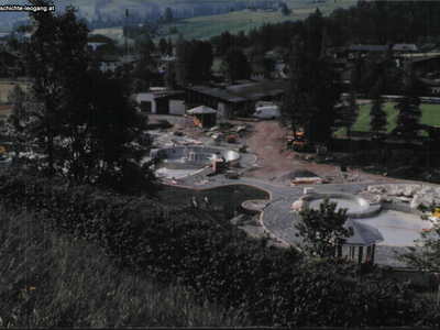 Datei-Vorschaubild - Gemeindeamt_Wege Schwimmbad_1996.jpg