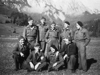 Datei-Vorschaubild - Bergbaumuseum_Französische-Gefangene_1943.jpg