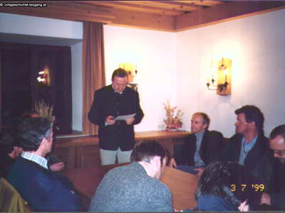 Datei-Vorschaubild - Gemeindeamt_Gemeinderatssitzung Vortrag Mayrhofer-Hermann Mitterer-Paul_1999.jpg