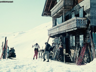 Datei-Vorschaubild - Altenberger-Sepp_Vorderseite Asitzhütte_1975.jpg