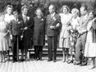 Datei-Vorschaubild - Stöckl-Thomas_Neumayer-Martin Teleki-Familie Ungarischer-Graf Flüchtlinge_1946.jpg