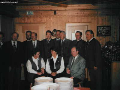 Datei-Vorschaubild - Gemeindeamt-Leogang_Scheiber-Matthias Gemeindevertreter_1996.jpg