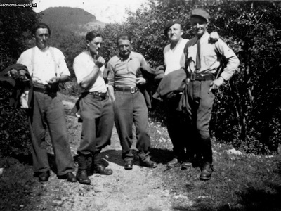 Datei-Vorschaubild - Bergbaumuseum_Französische-Gefangene Segard-Robert Mitte_1944.jpg
