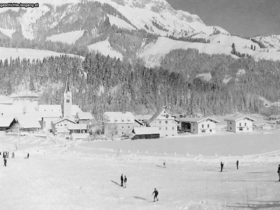 Datei-Vorschaubild - Bergbaumuseum_Dorf Winter_1965.jpg